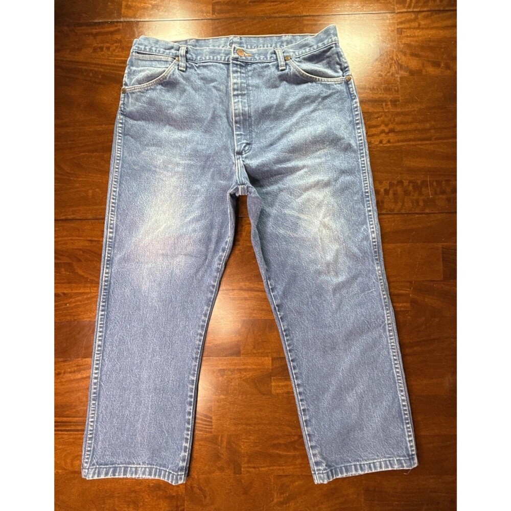 Wrangler Cowboy Cut Jeans Mens 38x34 Blue Medium Wash Straight 100% Cotton 13MWZ